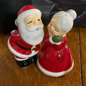 Christmas salt and pepper shakers